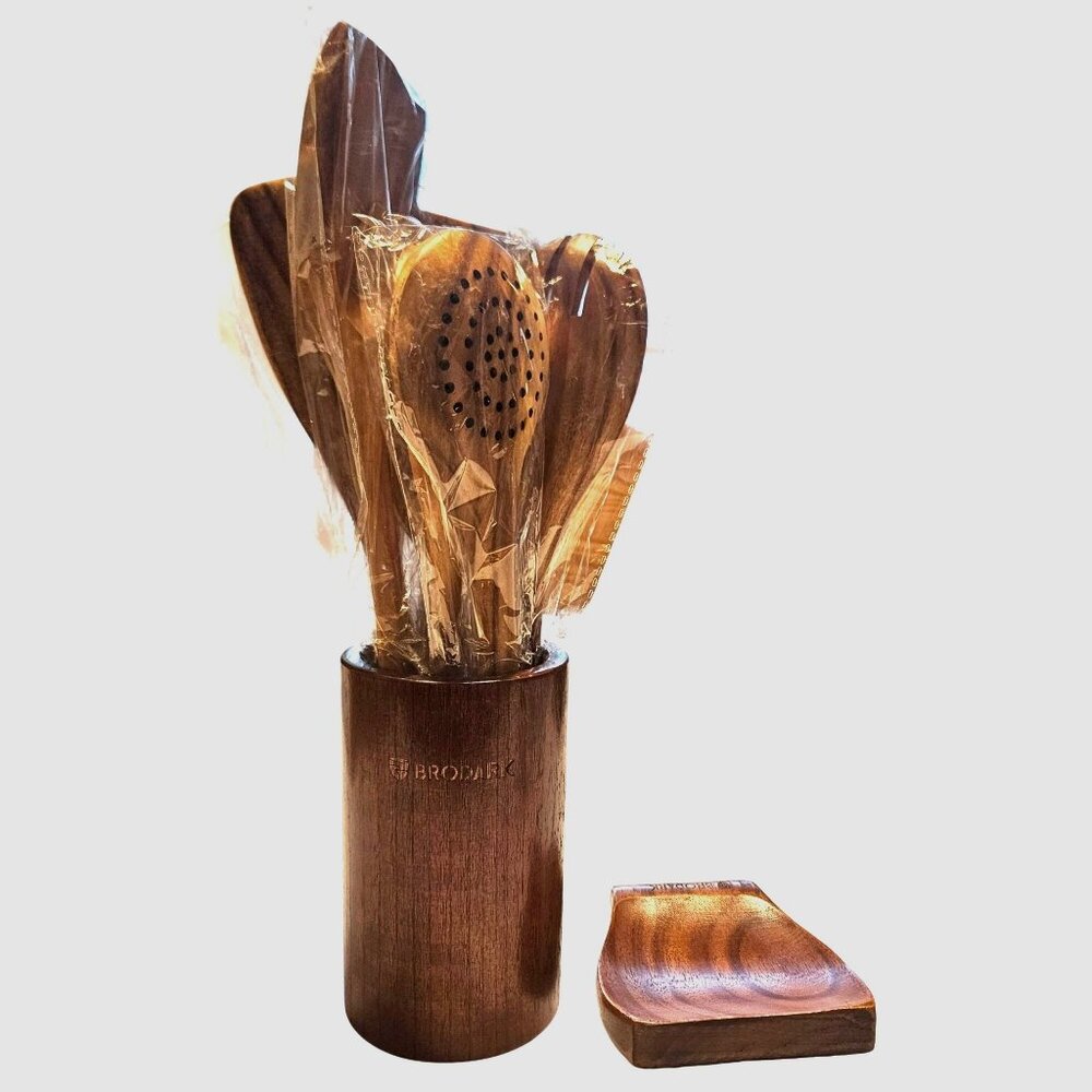Brodark Kitchen Wooden Utensil Set With Holder & Spoon Rest - 7 Pieces